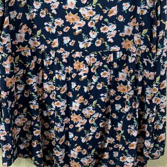 Lauren Conrad Blouse - Picture 13 of 13